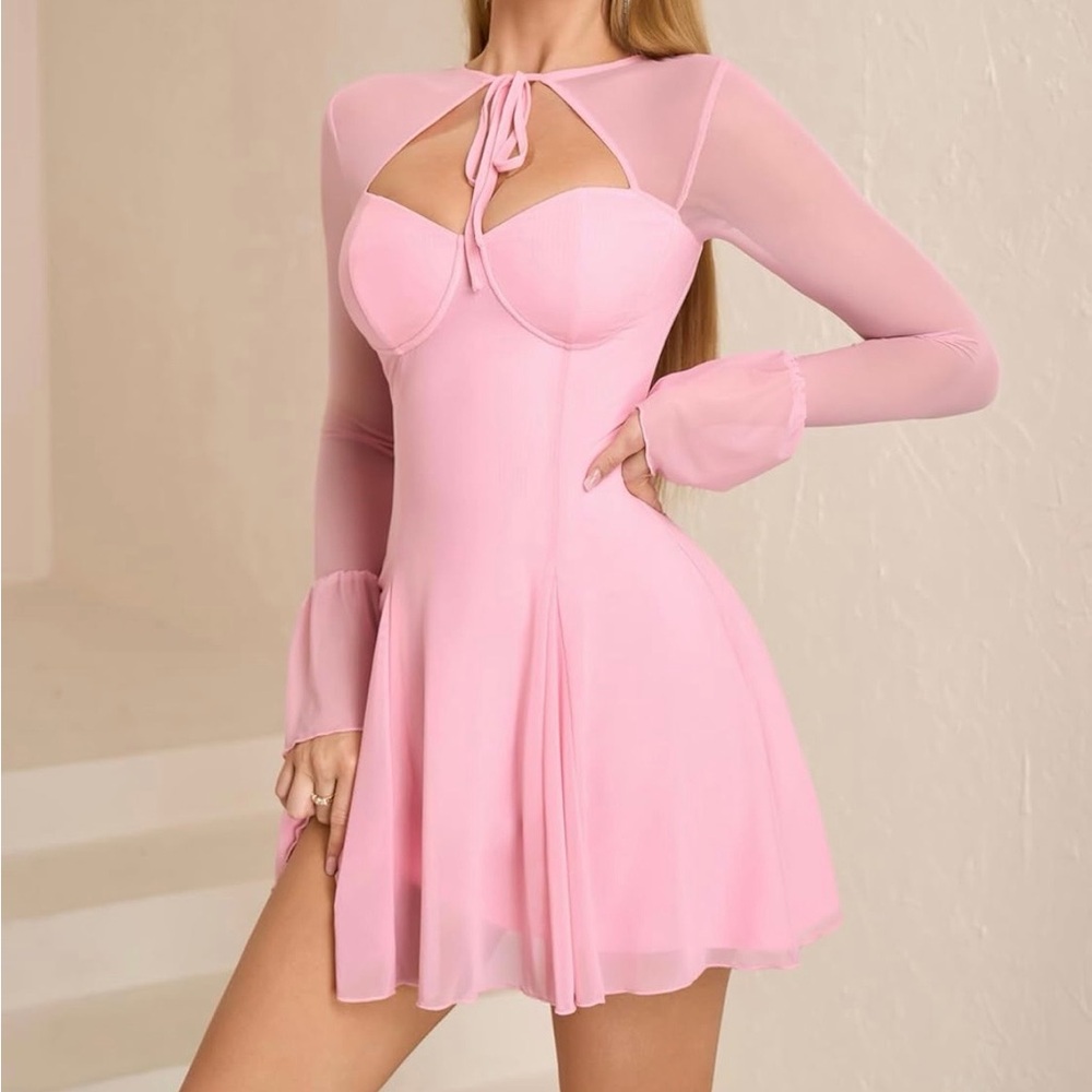 Women’s Chic Long Sleeve Mini Dress NWOT size Medium - Picture 2 of 5